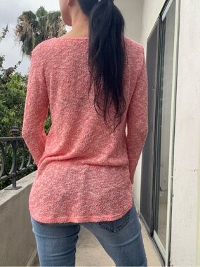 Forever 21 Pink Coral Bouclé Open Knit Crewneck Sweater Romantic Beachy Small